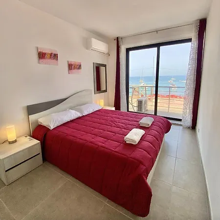 F1 1 Lovely Room, Bathroom And Living Shared * سانت جوليان